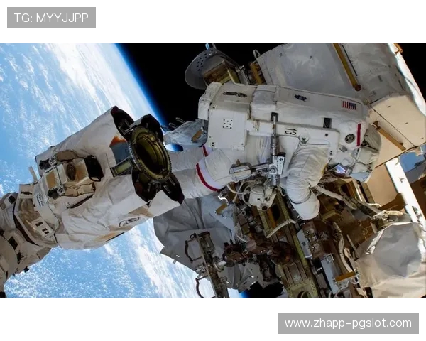 太空游戏中玩家化身宇航员以虚拟纪念方式缅怀逝去伙伴